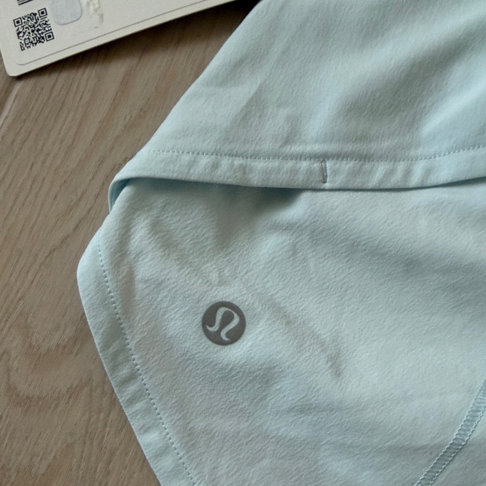 NWT Lululemon Speed Up HR Short 4” - Size 6 - Picture 4 of 6